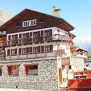Le Dome Hotel