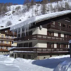 2* Hotel Le Genepy